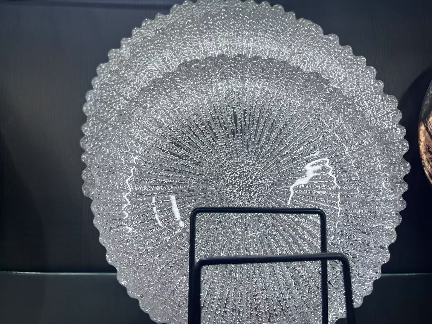 Ribbed Crystal Rhythm Plate