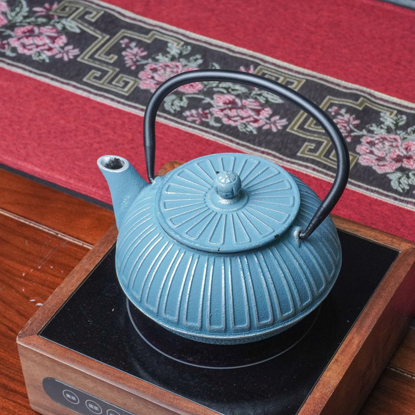 Blue-Gray Ribbed Cast Iron Teapot | Textured Craft for Modern Homes