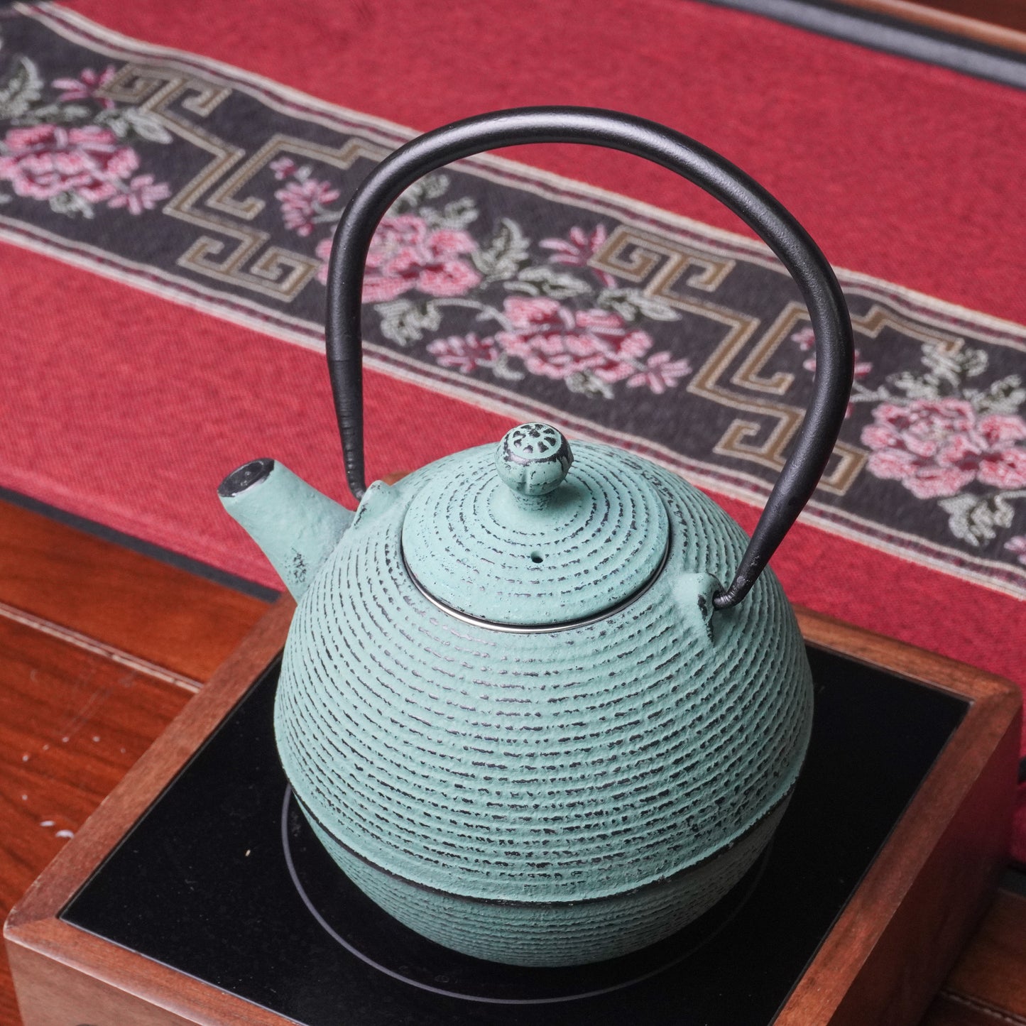 Turquoise Textured Cast Iron Teapot | Handcrafted Rhythm for Calm Living