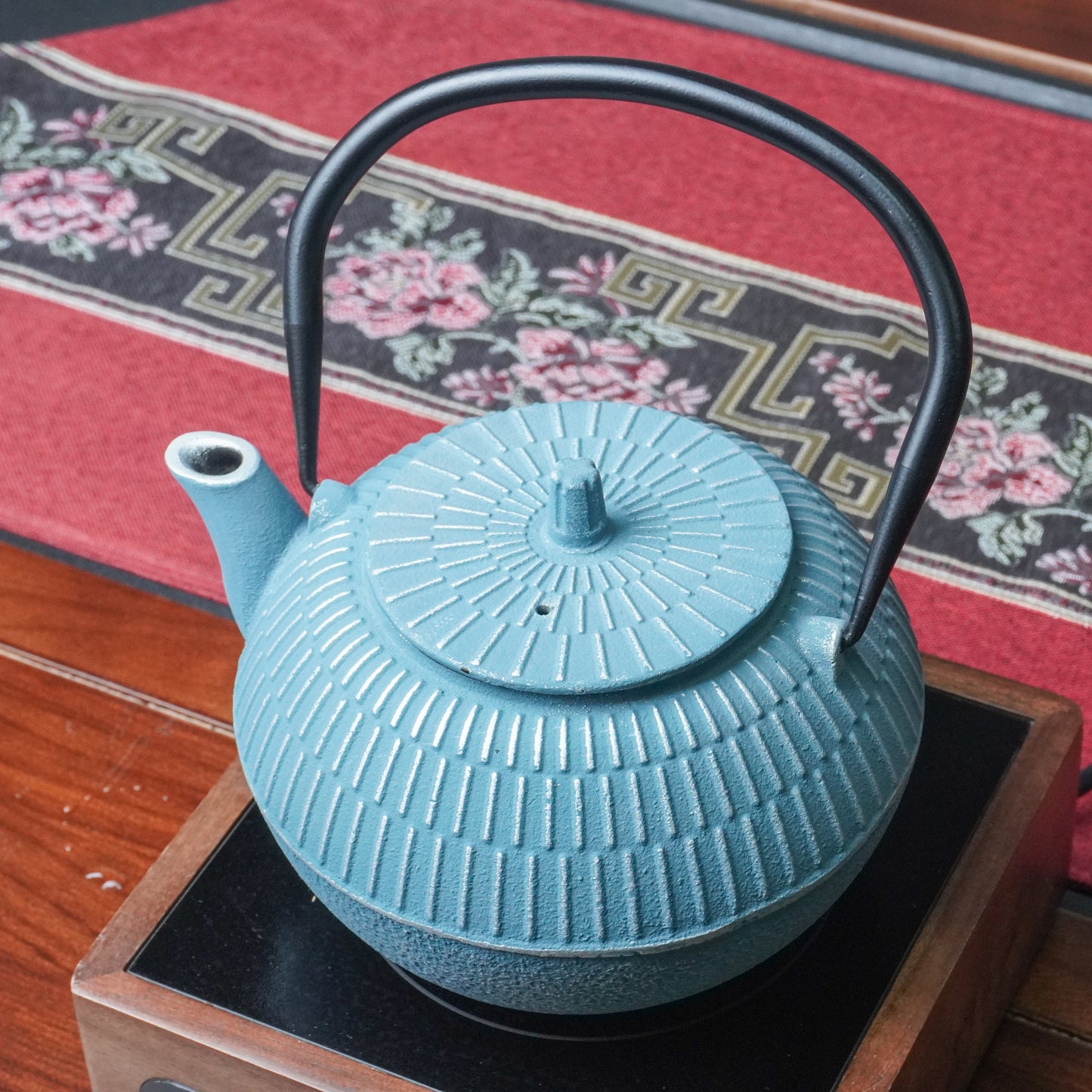 Blue-Gray Ribbed Cast Iron Teapot | Textured Craft for Modern Homes