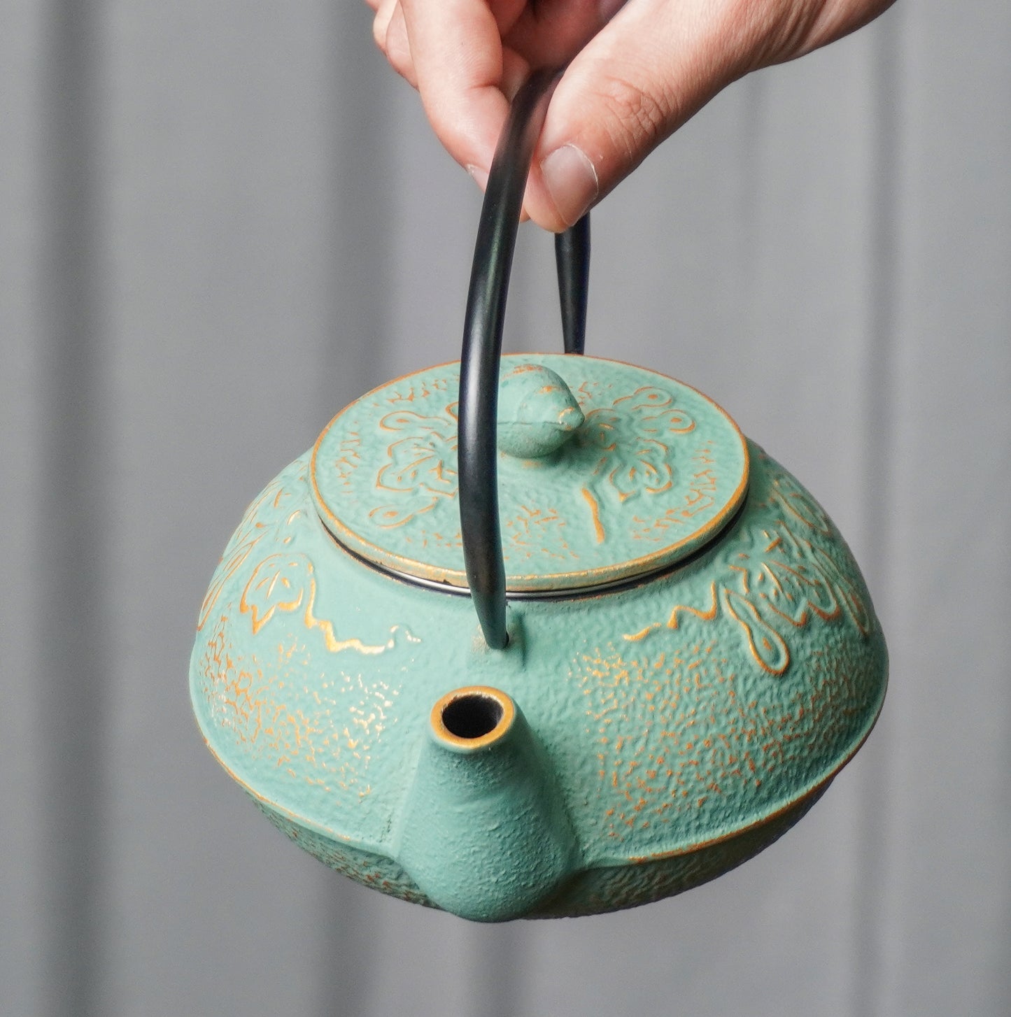 Turquoise Gourd-Embossed Cast Iron Teapot | Handcrafted Heritage for Tea Rituals