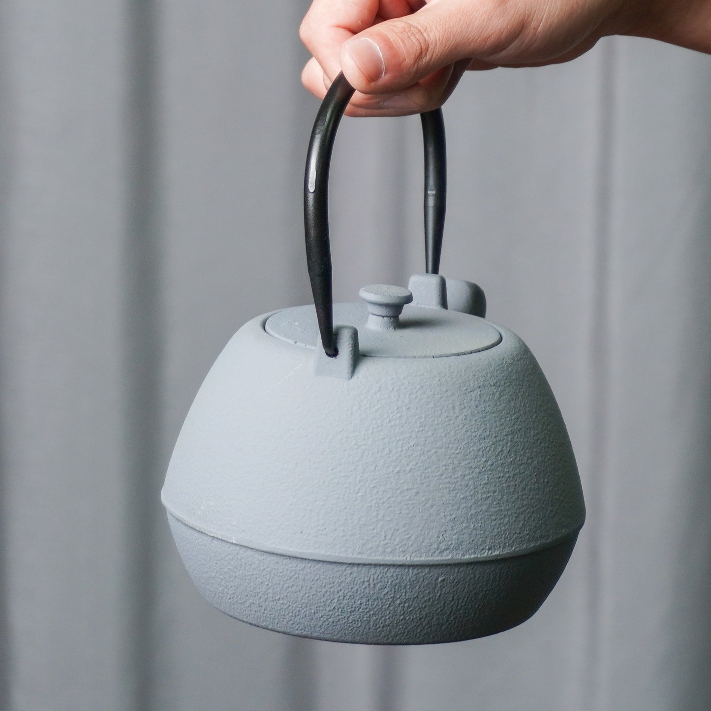 Matte Gray Minimalist Cast Iron Teapot | Beauty in Simplicity for Modern Living
