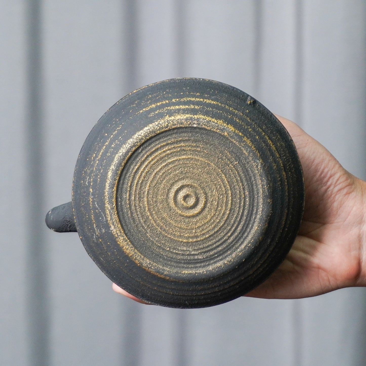 Black & Gold Cast Iron Teapot | Ancient Charm with Handcrafted Soul