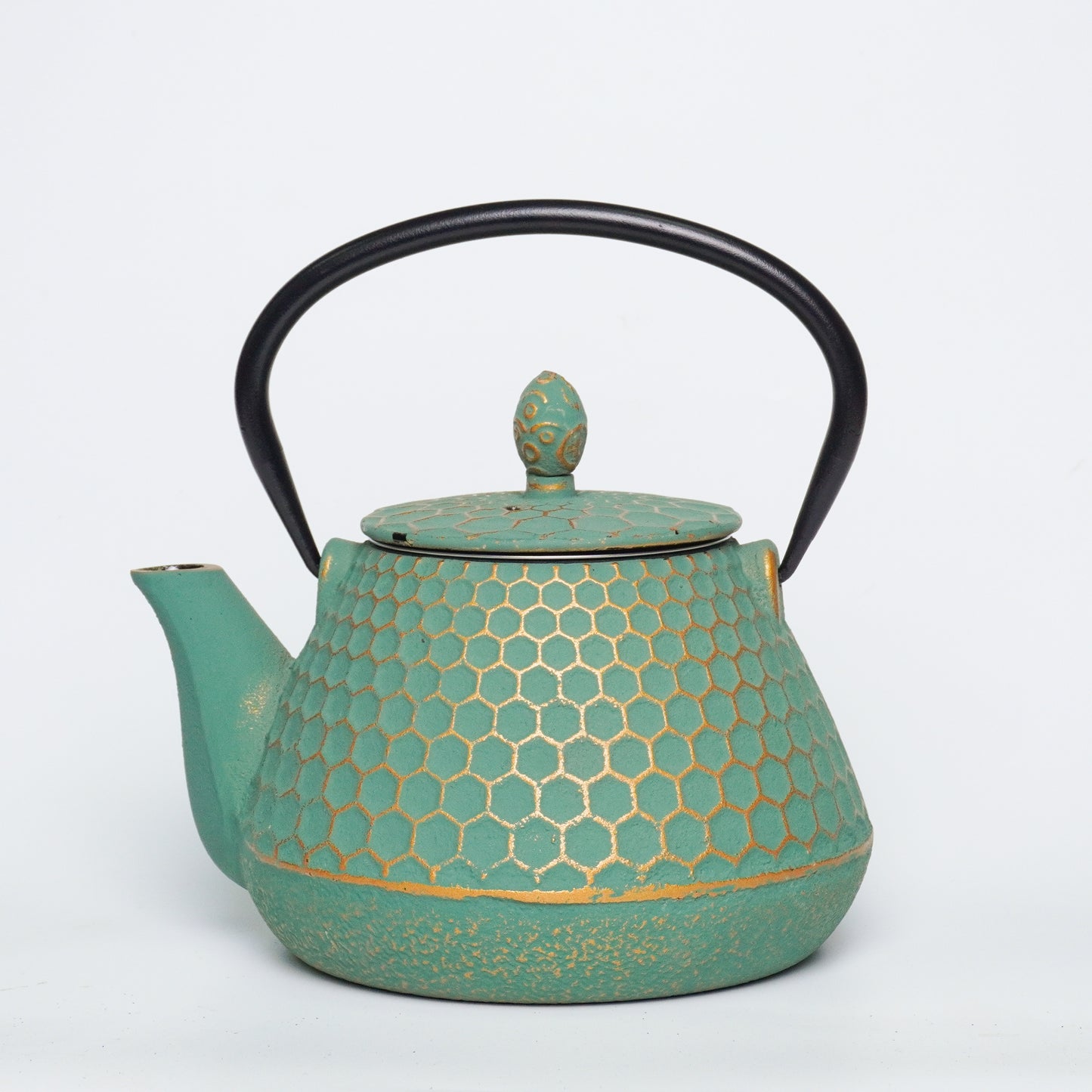 Premium Handcrafted Cast Iron Teapot - Honeycomb Pattern Design